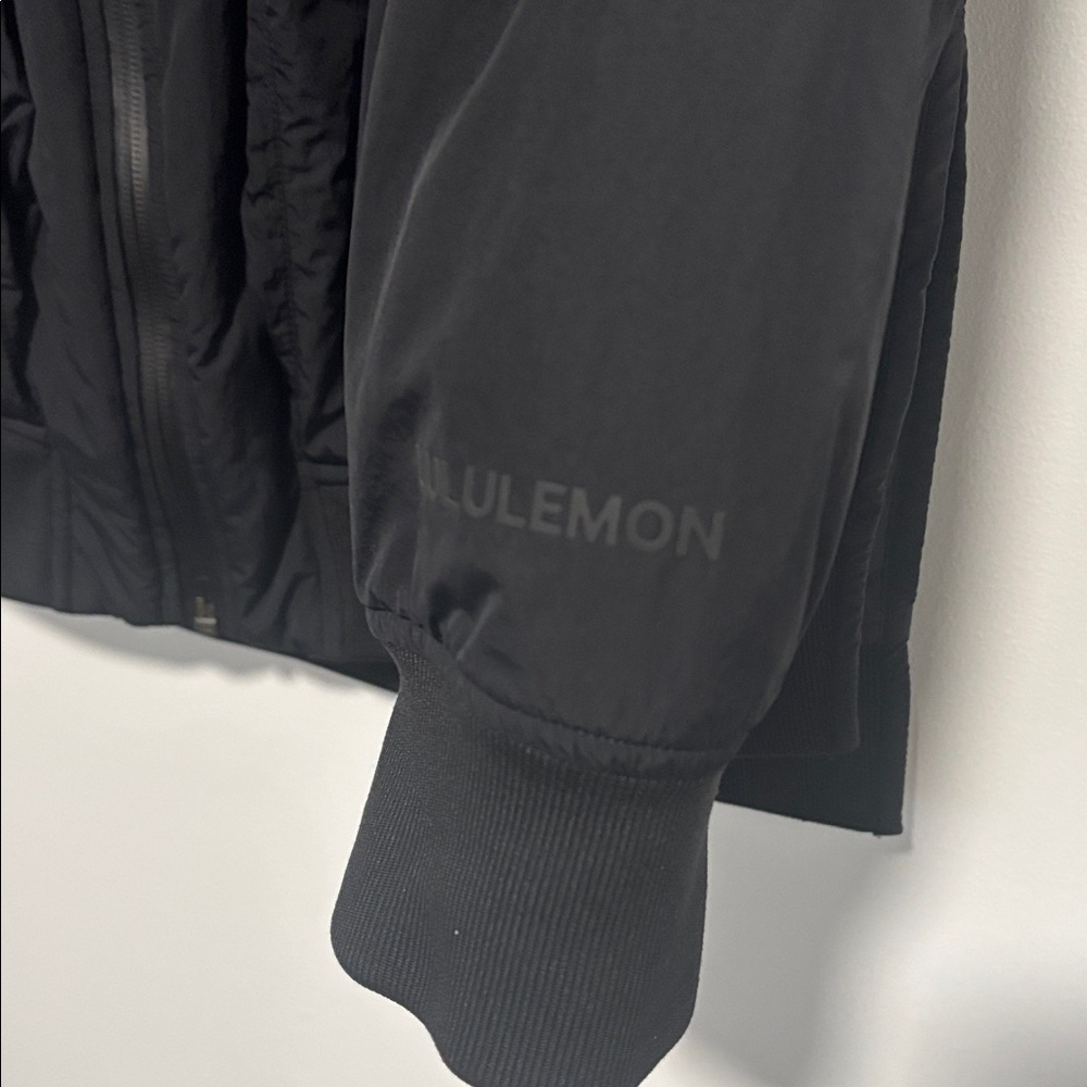 Lululemon 3-in-1 Insulated Bomber size 8 RARE - Picture 9 of 12